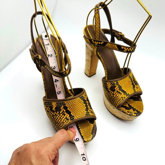 Gucci mustard platform Retro Snakeskin Animal Print Slingback Sandals 36.5 - Picture 11 of 11